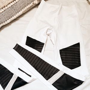 Alo yoga leggings